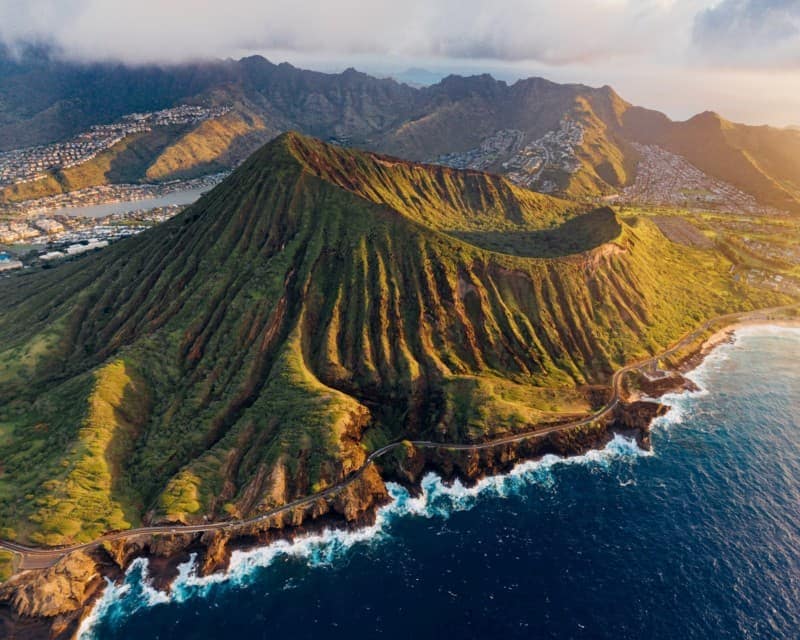 Sunrise at the Koko crater on O‘ahu, Hawai‘i