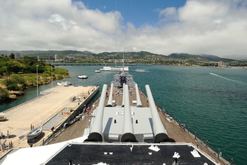 vista da ponte do USS Missouri