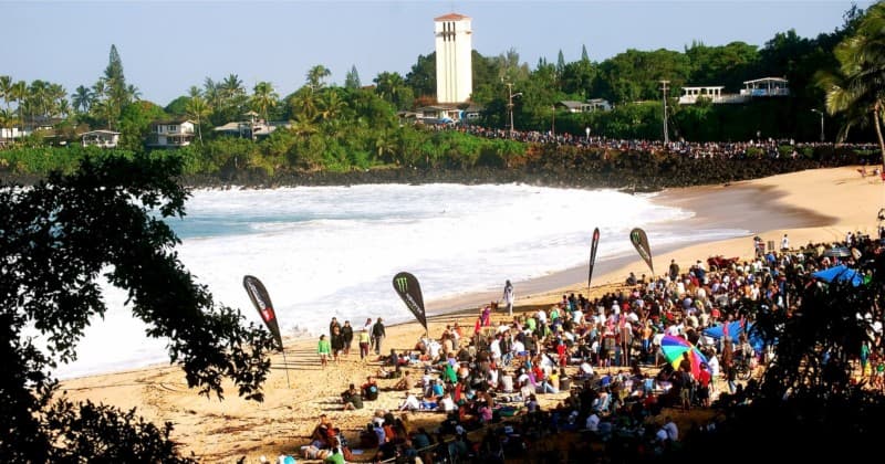 Eddie Aikau competition in 2009, Waimea Bay