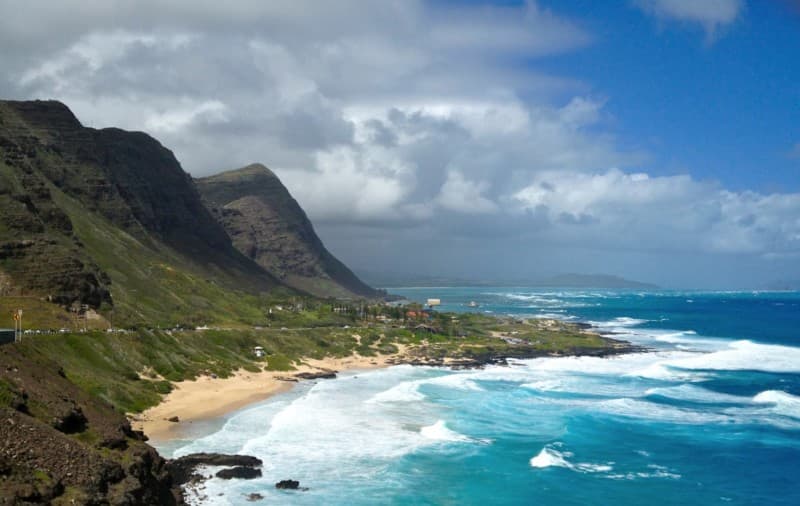 Makapuʻu Beach, seen from the Waimanalo Beach Park Lookout