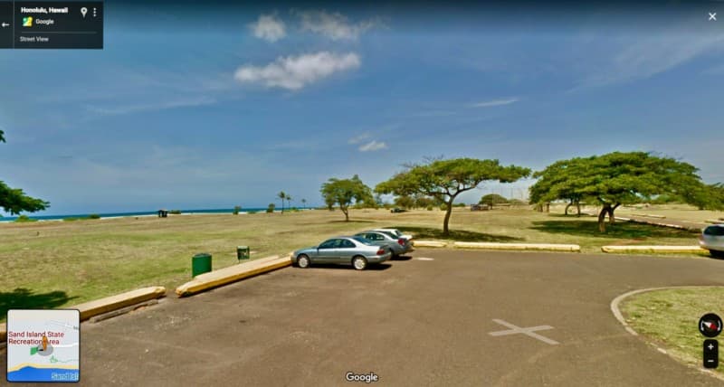 Sand Island on O‘ahu seen from the parking lot