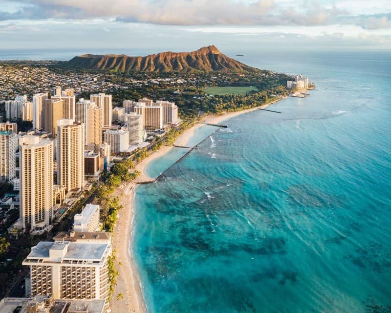 wakiki beach and diamond head, oahu